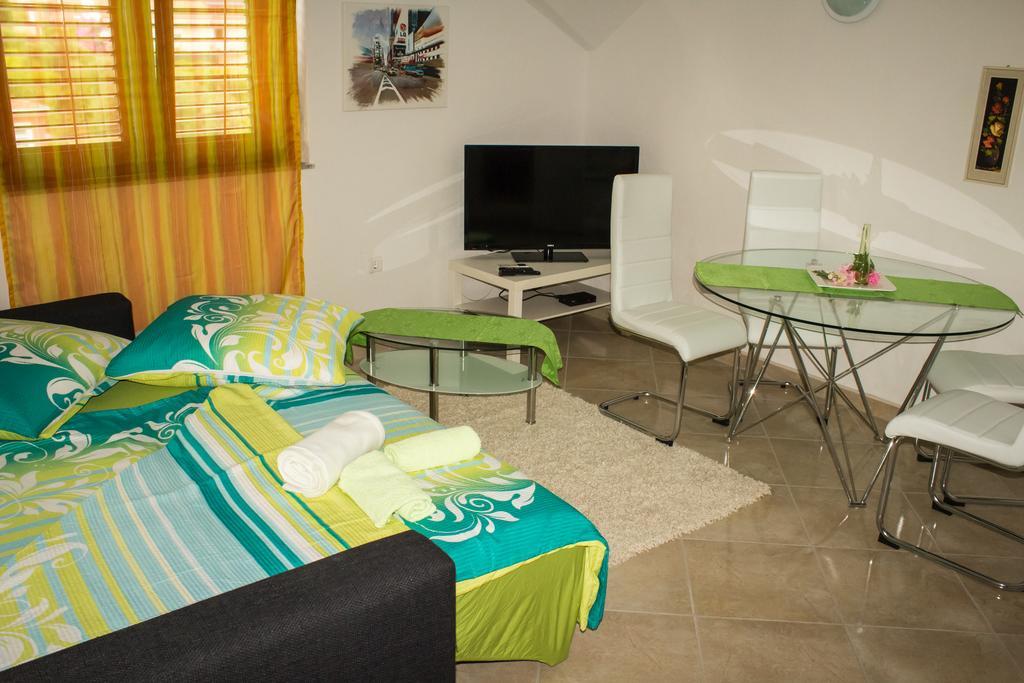 Vasto Apartments Каштела Номер фото